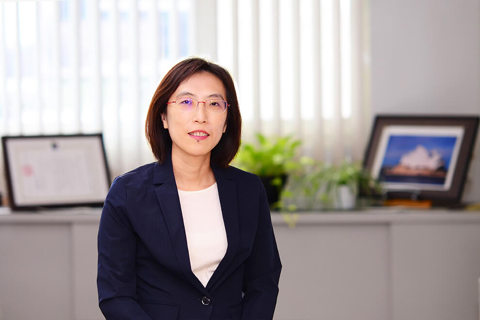 何娜瑩